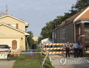장례비 없어서… 뒷마당에 모친과 여동생 묻은 美 형제
