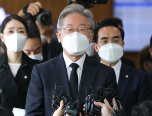 이재명 “전 국민 재난지원금 철회… 소상공인 지원 합의 해달라”