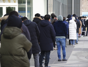 신규 확진 5만4122명… 첫 5만명 돌파