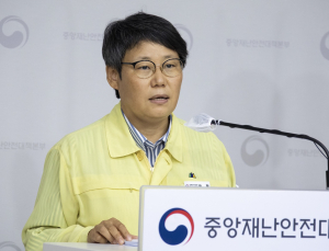 코로나19 안착기에도 치료비 지원 유지할 듯