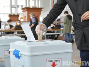 “지방선거, 코로나 확산 불가피”...확진자 분리투표