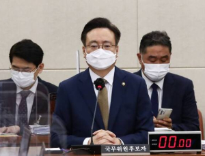 조규홍 보건복지부 장관 취임…국감장으로 첫 출근 