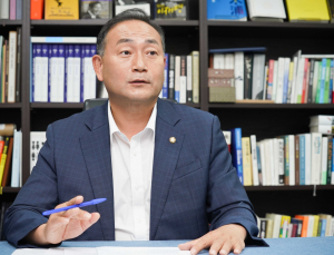 식약처 사용금지 지정, 10년간 염색샴푸 원료 ‘1,2,4-THB’만 비껴가 
