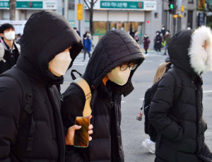 20만명 예상했는데...7차 유행 정점 지났나