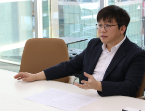 챗GPT가 쏘아올린 공…“의료AI 대중화 가능성 보여줬다”[쿠키인터뷰]