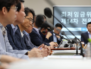 최저임금 노사 격차 ‘775원’…막판 줄다리기 본격화