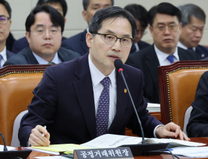 의료기기 ‘일감 몰아주기’ 의혹에 “엄정 법 집행” [2023 국감]