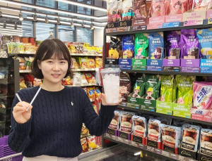 CU “종이빨대 그대로 사용…친환경 정책 유지”