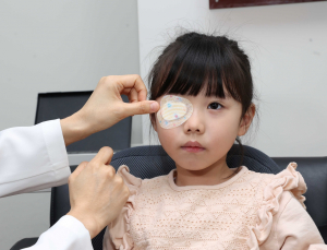 약시 치료성공률, 4년만에 95→23% ‘뚝’…만 7세 이전 치료해야