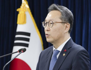 복지부 “의대 증원, 선거용 아냐…총선 전 학교별 배정”