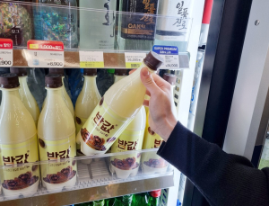 물가 고공행진에 대안 찾는 주류업계…“저렴해야 팔린다”