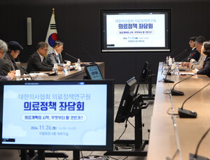 의대증원 논쟁 언제까지…“건강보험제도 개혁이 진짜 의료개혁”
