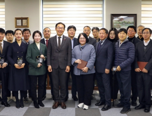 [포토] 특허청 ’2024년 장기재직 및 심사품질우수 심사관 격려행사'