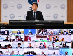 교육부, 의대 총장단과 긴급 브리핑 예고…정원 ‘3058명’ 회귀하나