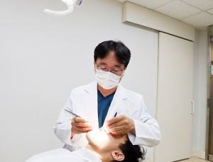 임플란트 단단히 잡아줄 잇몸뼈 부족하다면 [건강 나침반]