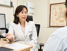 기침 길어지고 숨이 찬다면?