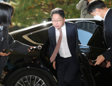 검찰 떠나는 노만석 “항소 포기, 조직 위해 내린 결정”