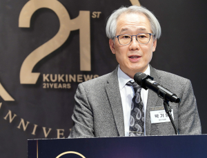 ‘치매 정책 개발 기여’ 서영석·김남희, 치매학회 특별상 수상