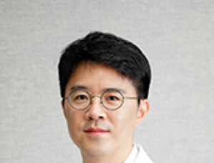 중년 이후 돌발적 망상·성격 변화… 정신병 아닌 치매 초기 신호일 수 있어