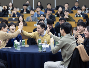 HD현대 정기선 회장, HD현대중공업 등 MZ 직원들과 소통 행보 이어가