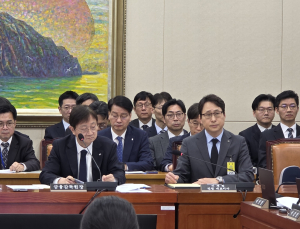 “신뢰 한순간에 무너진다” 질타에…빗썸 “금융사급 내부통제 갖추겠다”