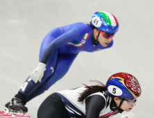 최민정, 쇼트트랙 1500m 3연패 순항…김길리·노도희도 준결승 진출 [밀라노 동계올림픽]