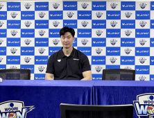 우리카드 박철우 감독대행 “선수들이 잘 해줬다…제가 선택에서 급했다” [쿠키 현장]
