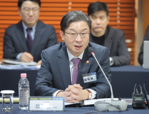 중복상장 막고 코스닥 나눈다…금융당국, 자본시장 개편 시동