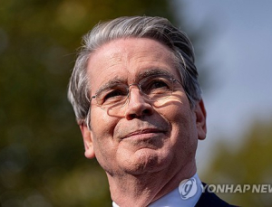 美재무장관 “이란원유, 제재유예로 中 대신 韓·日 등 동맹에 판매 가능”