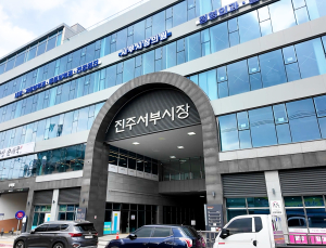 “전통시장 살린다더니…” 반복된 현대화, 결과는 ‘공실’ [현장로그]