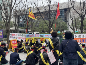 금시장 외국계에 여는 KRX…골목 금은방 “다 망한다”