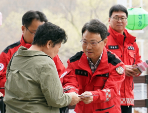 박은식 산림청장, 공주 마곡사 일원 산불예방 현장점검 [쿠키포토]
