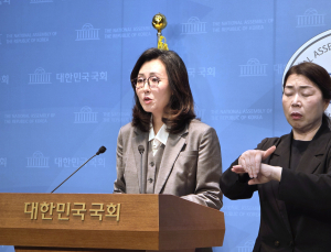 여야, ‘공소 취소’ 거론에 “셀프 면죄부” vs “정치검찰 하청”