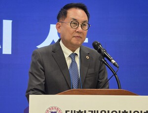 “정부 돈은 안 쓰고 수가만 깎는다”…개원가, 필수의료 정책 비판