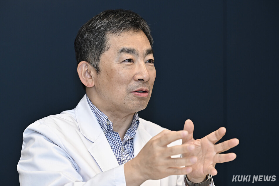 이영준 고려대 안암병원 소아청소년과 교수가 6월4일 서울 성북구 고려대 안암병원에서 쿠키뉴스와 인터뷰하고 있다. 남동균 기자