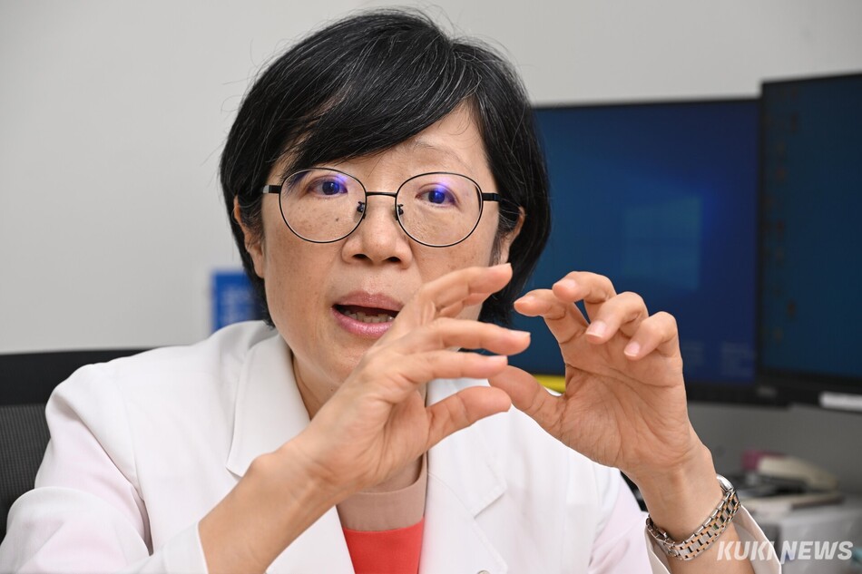 박현진 국립암센터 소아청소년암센터 교수가 5월28일 경기 고양시 국립암센터 소아병동에서 쿠키뉴스와 인터뷰하고 있다. 임은재 기자