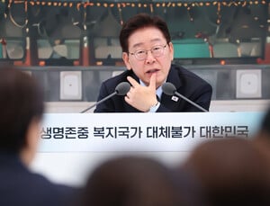 이 대통령 “백신 피해는 함께 책임져야”…코로나19 피해보상 본격화