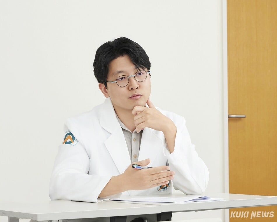 임현수 울산대학교병원 혈액종양내과 교수가 쿠키뉴스와 인터뷰 하고 있다. 신대현 기자